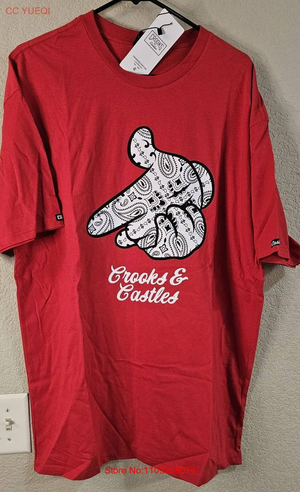 Red Crooks and Castles t shirt xl