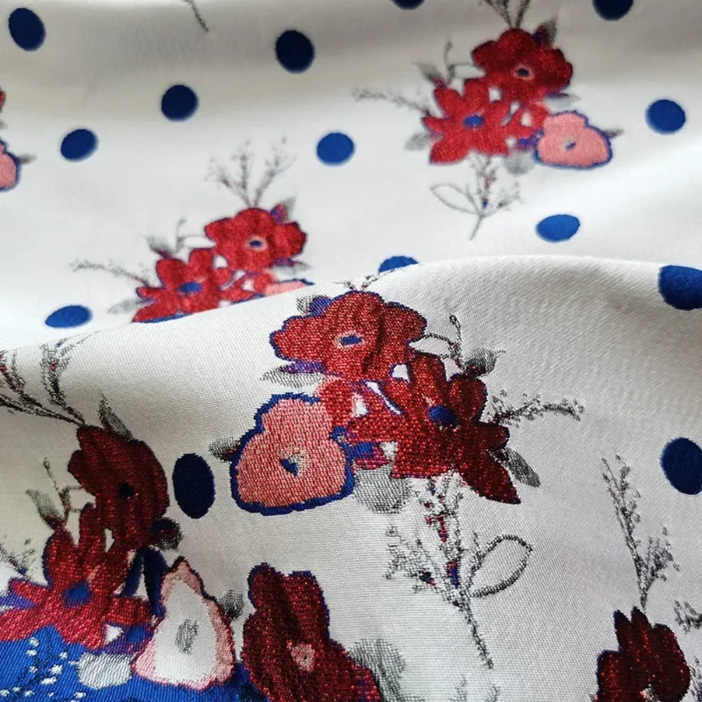 

Окрашенная в пряжу жаккардовая ткань Элегантная пышная юбка Платье Haute Couture Парчаная ткань для одежды на метр