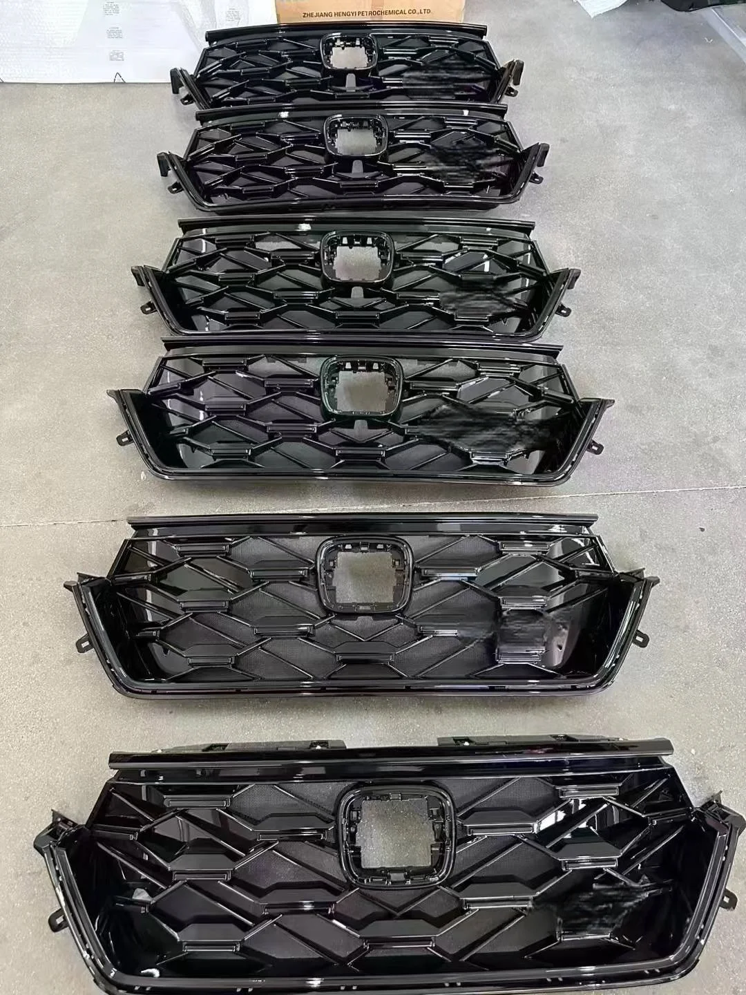 Maikairui New Front Mesh Grille Car Body Kit for CRV-Direct Replacement Part Retrofit/Upgrade