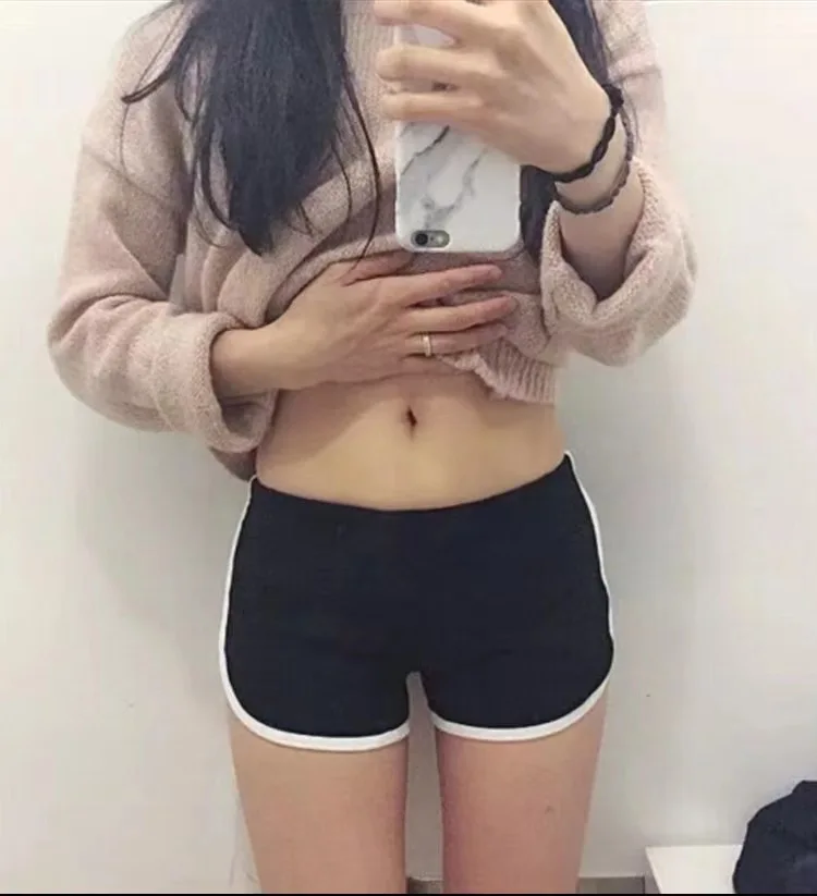 Spodenki sportowe damskie seksowne legginsy z otwartym krokiem letnie cukierkowe kolory anty opróżniane obcisłe spodenki w stylu casual, damska w pasie plaża