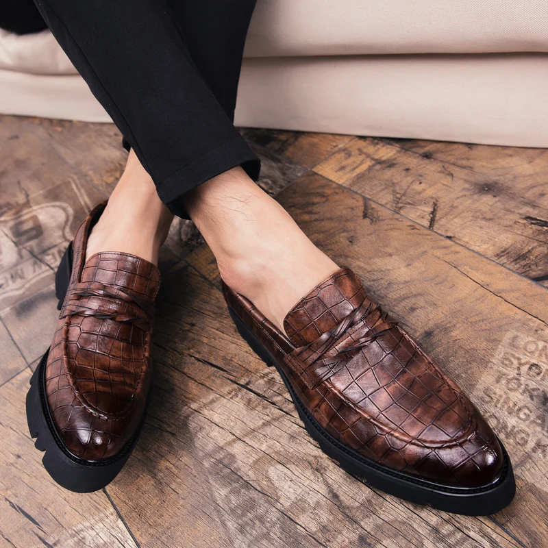 Men Loafers PU Embossed Pattern Professional Classic Business Men Shoes