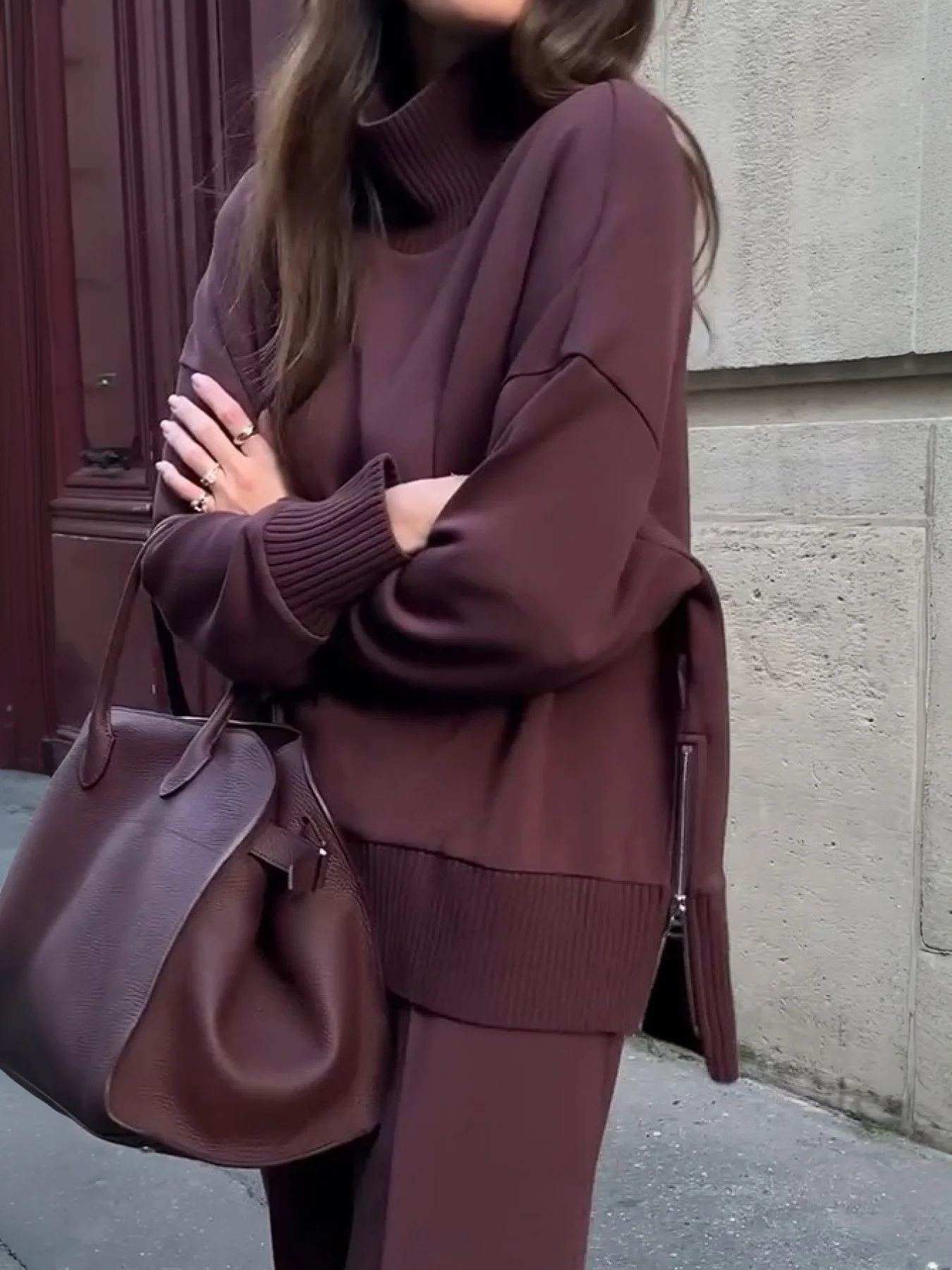 طقم نسائي جديد مكون من قطعتين من جلد الغزال، هوديي بأكمام طويلة وبنطال واسع الساق، مناسب لفصول الخريف والشتاء #4