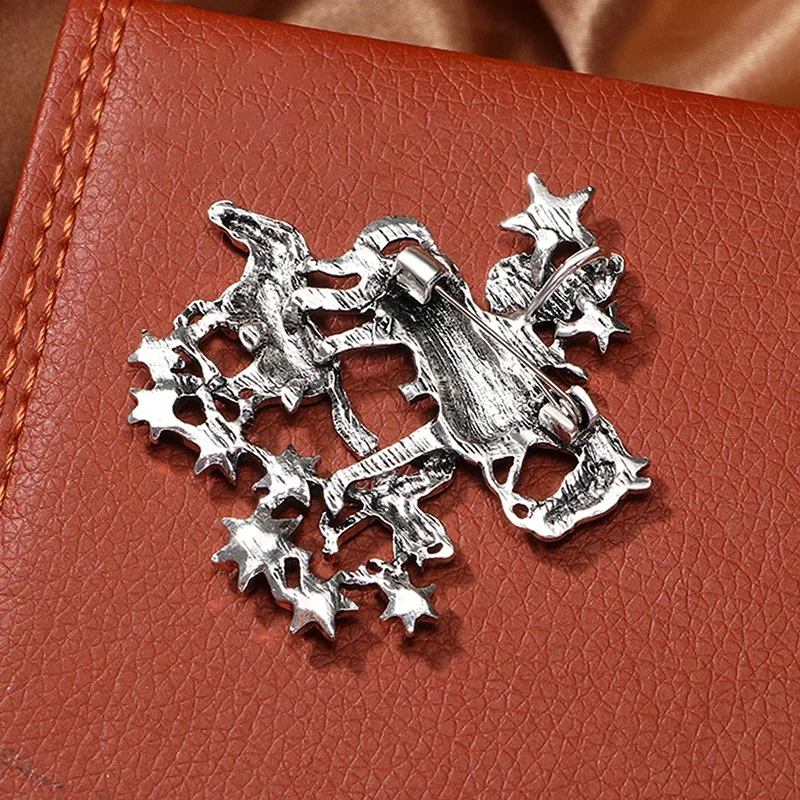 خمر الملاك ركوب الخيول دبابيس للنساء للجنسين المعادن محظوظ سنة الحصان الحيوان مكتب دبابيس بروش عادية #4