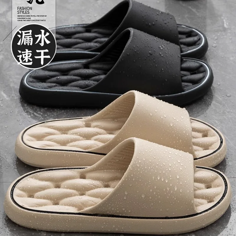 2026 Bathroom House Slippers Leaking Quick-Drying Shower Slipper Light Weight Waterleaky Beach Flip Flops Women Swimming Slides
