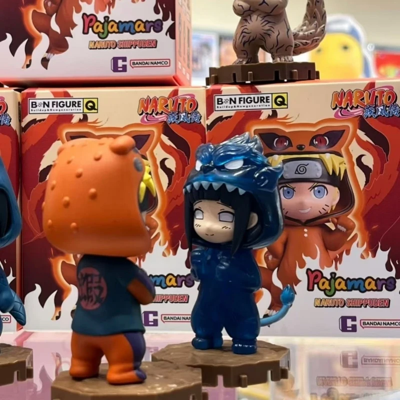 En stock genuino Bandai Naruto Kakashi Naruto Sasuke Sakura Gaara Naruto Hinata Itachi caja ciega animere muñeca disfraz modelo Juguetes