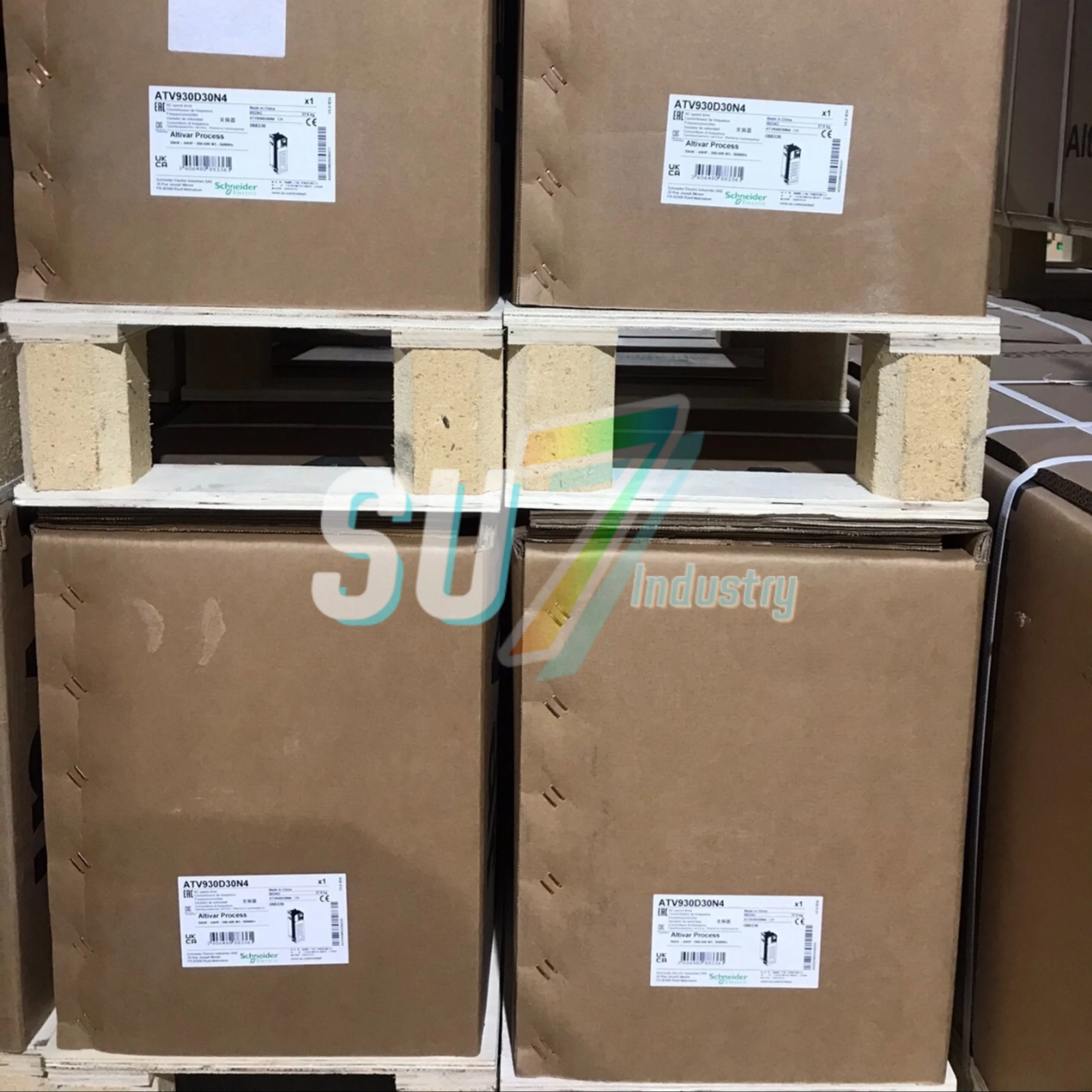 ATV630D75N4 ATV930D30N4 주파수 변환기 창고에 신규 입고