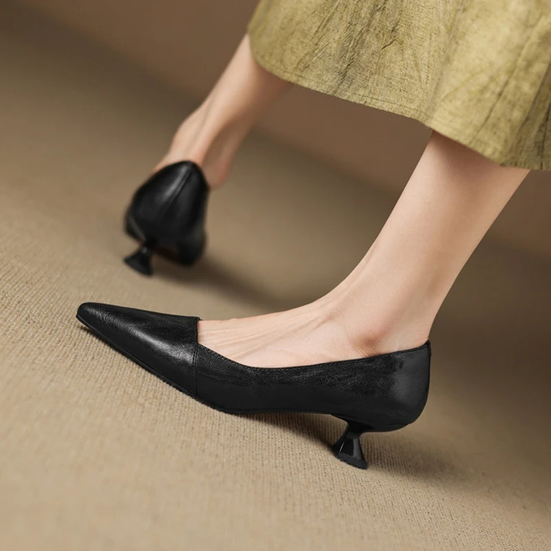 nuove-donne-autunno-primavera-pompe-scarpe-in-vera-pelle-per-le-donne-scarpe-a-punta-con-tacco-a-forma-di-gattino-concise-slip-on-scarpe-quotidiane-poco-profonde