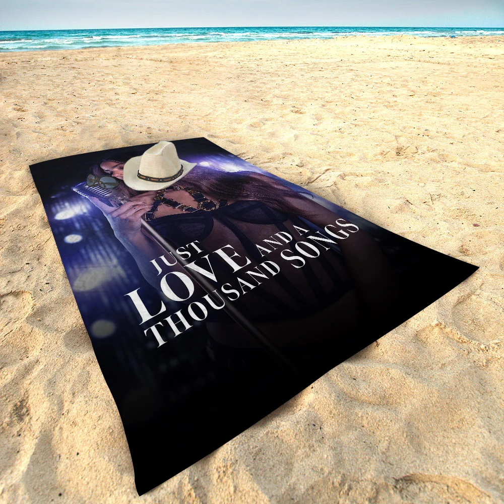 منشفة شاطئ من الألياف الدقيقة من Singer Tini Stoessel ماصة سريعة الجفاف وناعمة لليوجا والسباحة ومنشفة تسلق الجبال #5