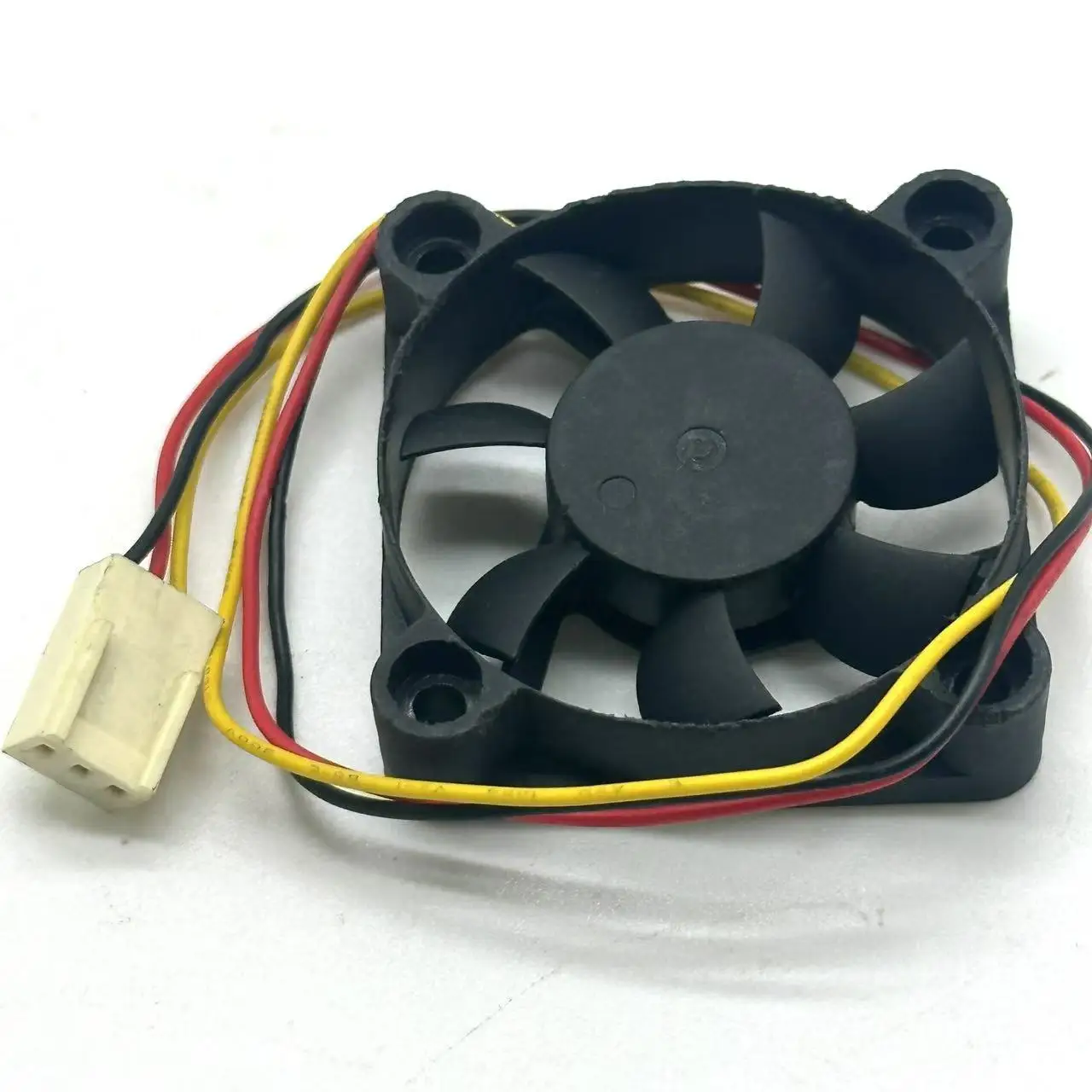 T&T 4010HH12C DC 12 В 0,16 А 40x40x10 мм 3-проводной охлаждающий вентилятор для сервера