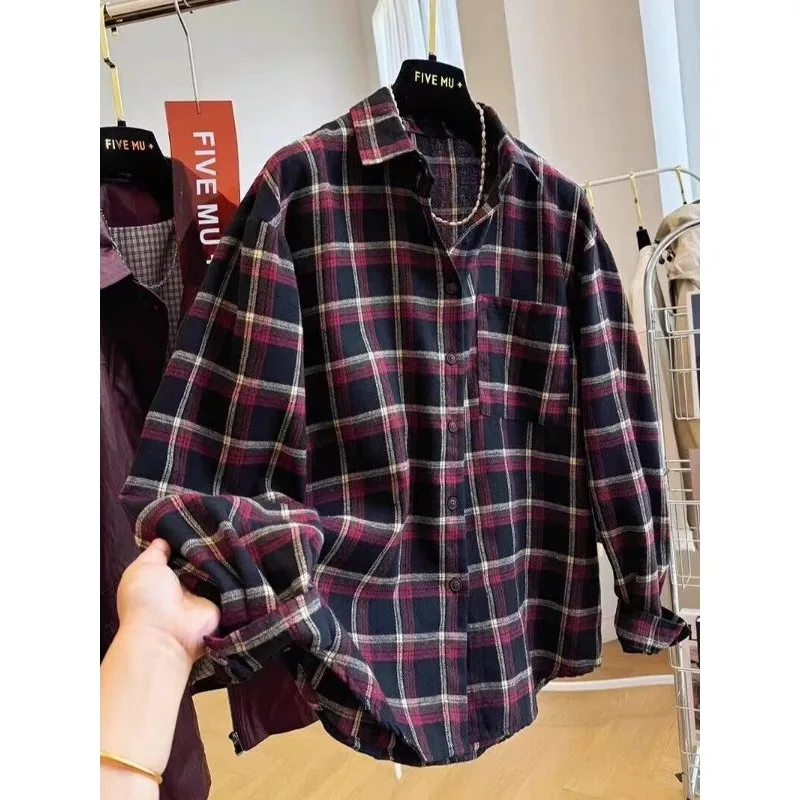 

SuperAen Korean-style Vintage Plaid Long-sleeved Shirts for Women 2026 Spring and Autumn New Loose Casual Lapel Collar Shirts