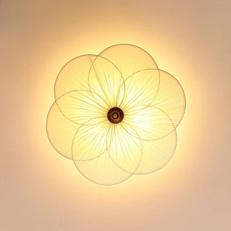 French Medieval Retro Plum Blossom Fabric Ceiling Lamp LED E27 Creative Wood Ceiling Light Bedroom Foyer Balcony Cloakroom Study