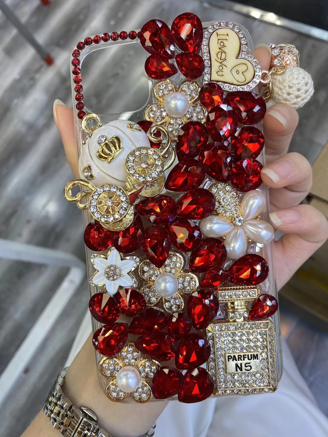 Perfume Pumpkin Luxury 3D Diamond Phone Case for For iPhone 13 12 11 Pro Max X XR XSMax X 8 Plus 7Plus Rhinestone Back Cover