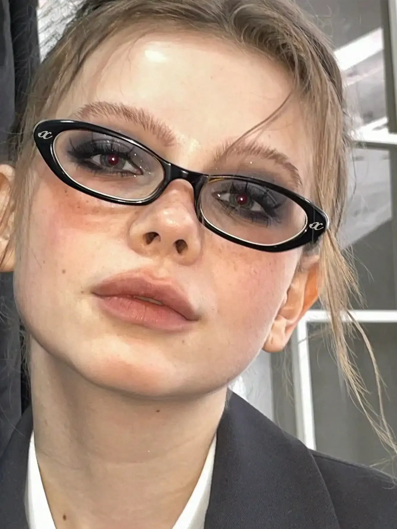 

1pc Oval Cat Eye Fashion Eyeglasses Frame, Transparent Glasses, Metal Accessories, Retro Personalized Versatile Fashion Eyeglass