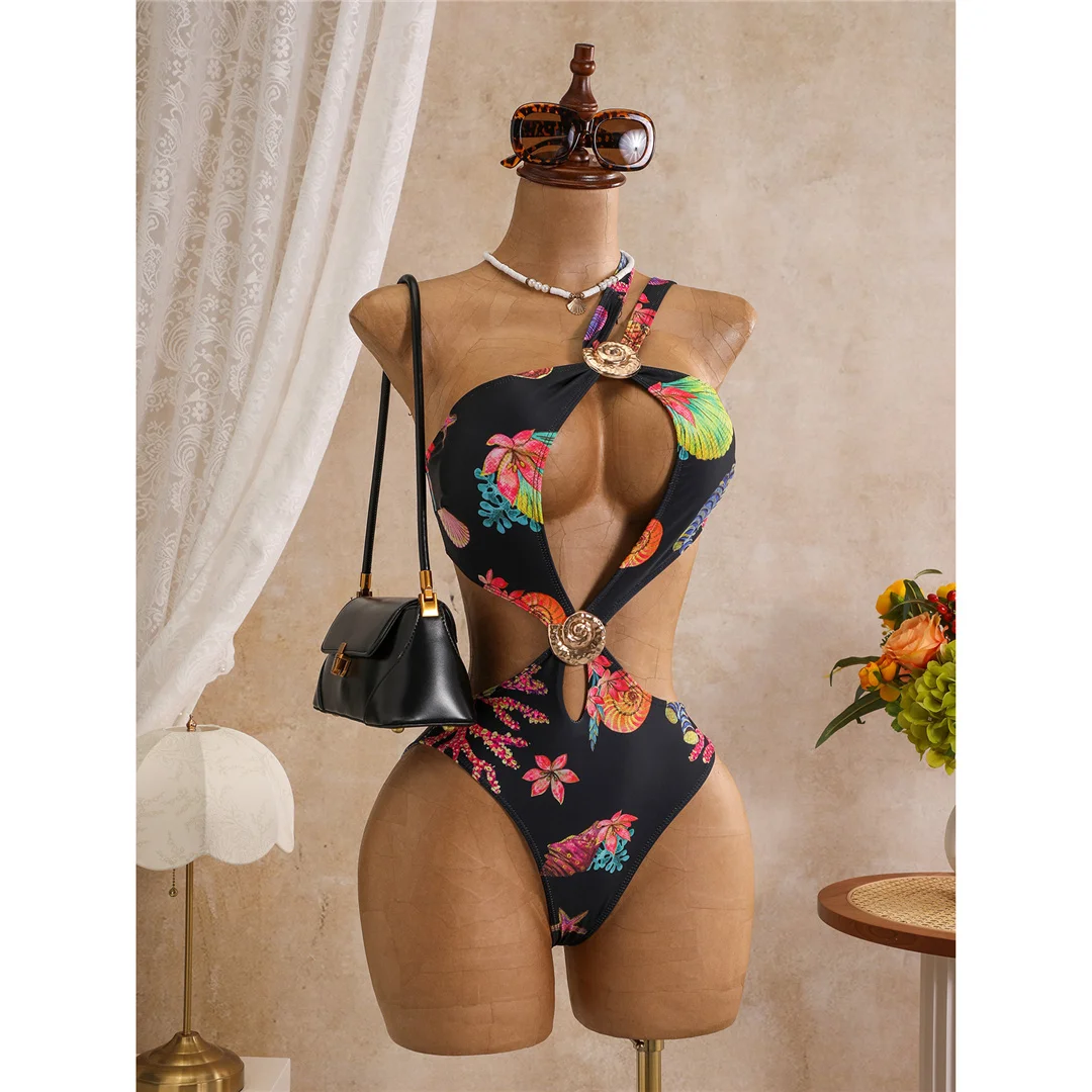Blumenmuster, asymmetrischer Schnitt, einteiliger Badeanzug für Damen, One-Shoulder-Design, mit Ausschnitten, Monokini, Badebekleidung, Badeanzug, Modell V8370. – Detail 8