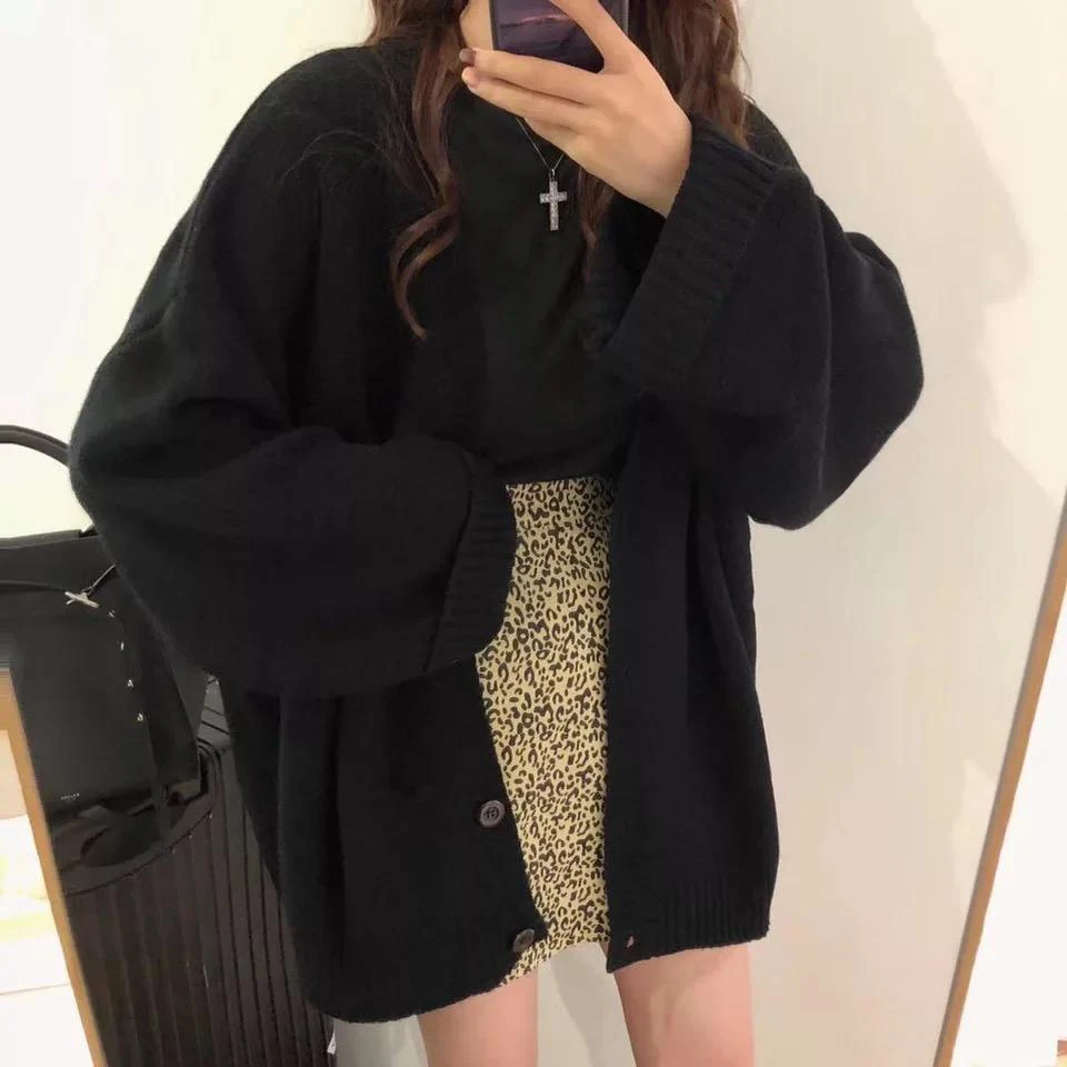 Women\'s Cardigan Sweater V-Neck Button-Down Long Sleeve Oversized Knit Jacket Korean Casual Chic Outfit