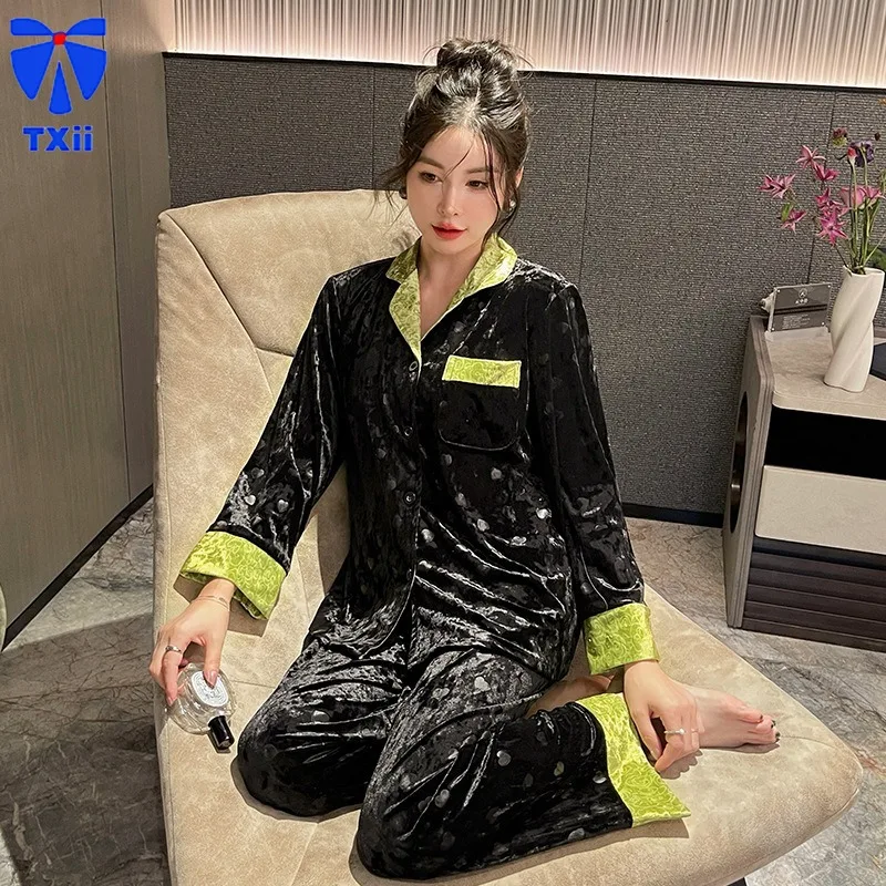 2024 autumn and winter new gold velvet pajamas women\'s high-end long sleeve light luxury home clothes suit can be worn outside