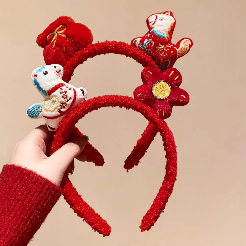 

Creative Cartoon Horse Hair Hoop Mascot Pony New Year Headpiece Red Good Luck 2026 New Year Headband Photo Prop