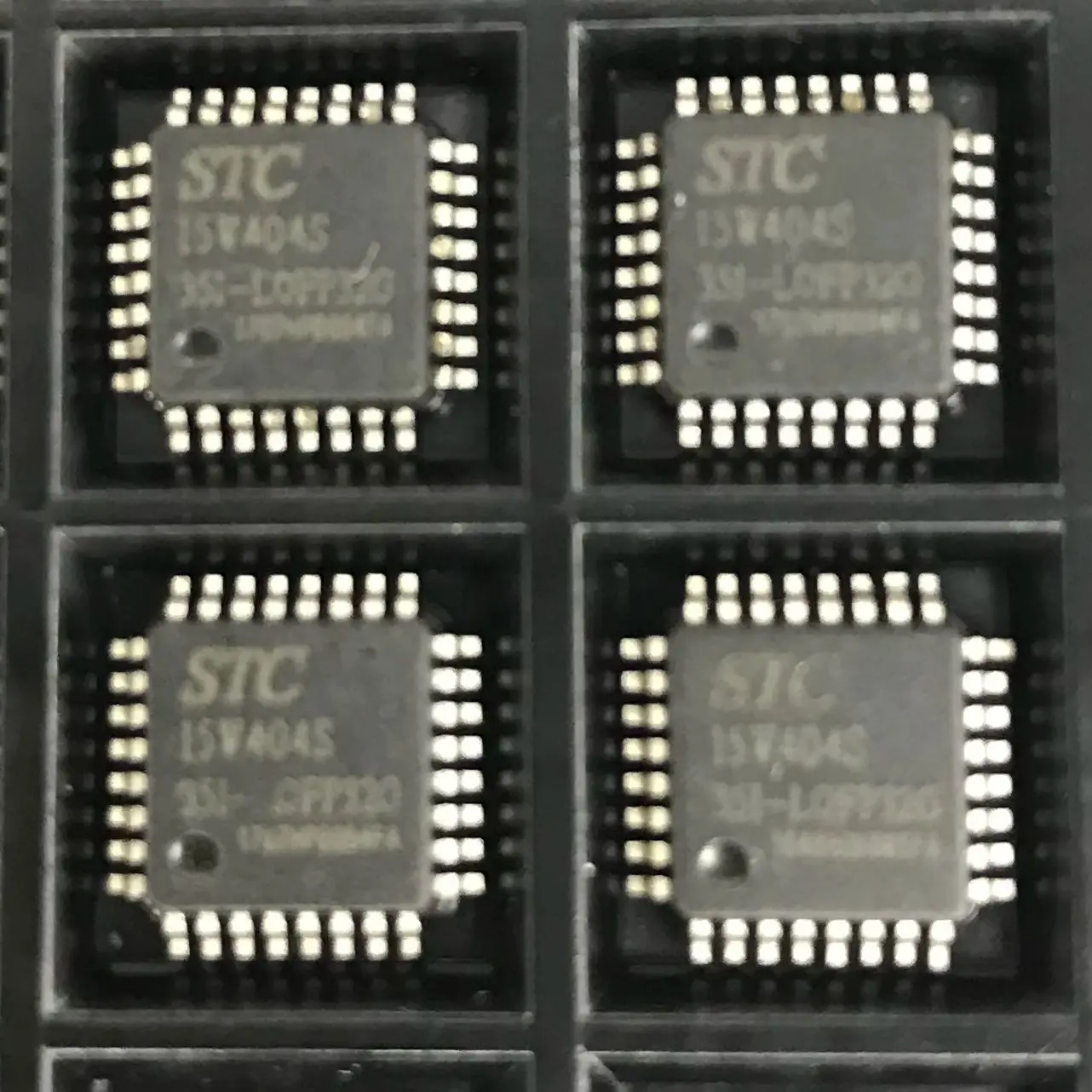 

STC15W404S STC15W404S-35I-LQFP32 In stock