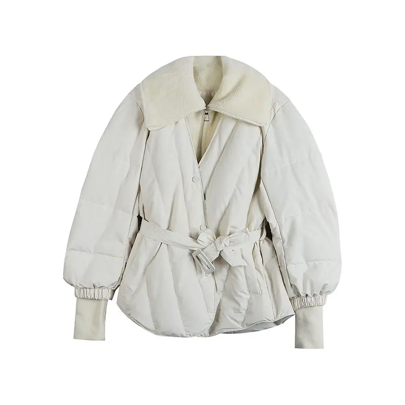 ฤดูหนาวใหม่ผู้หญิงลงเสื้อพลิกปกปลอมสองพร็อพลดน้ําหนักแจ็คเก็ต