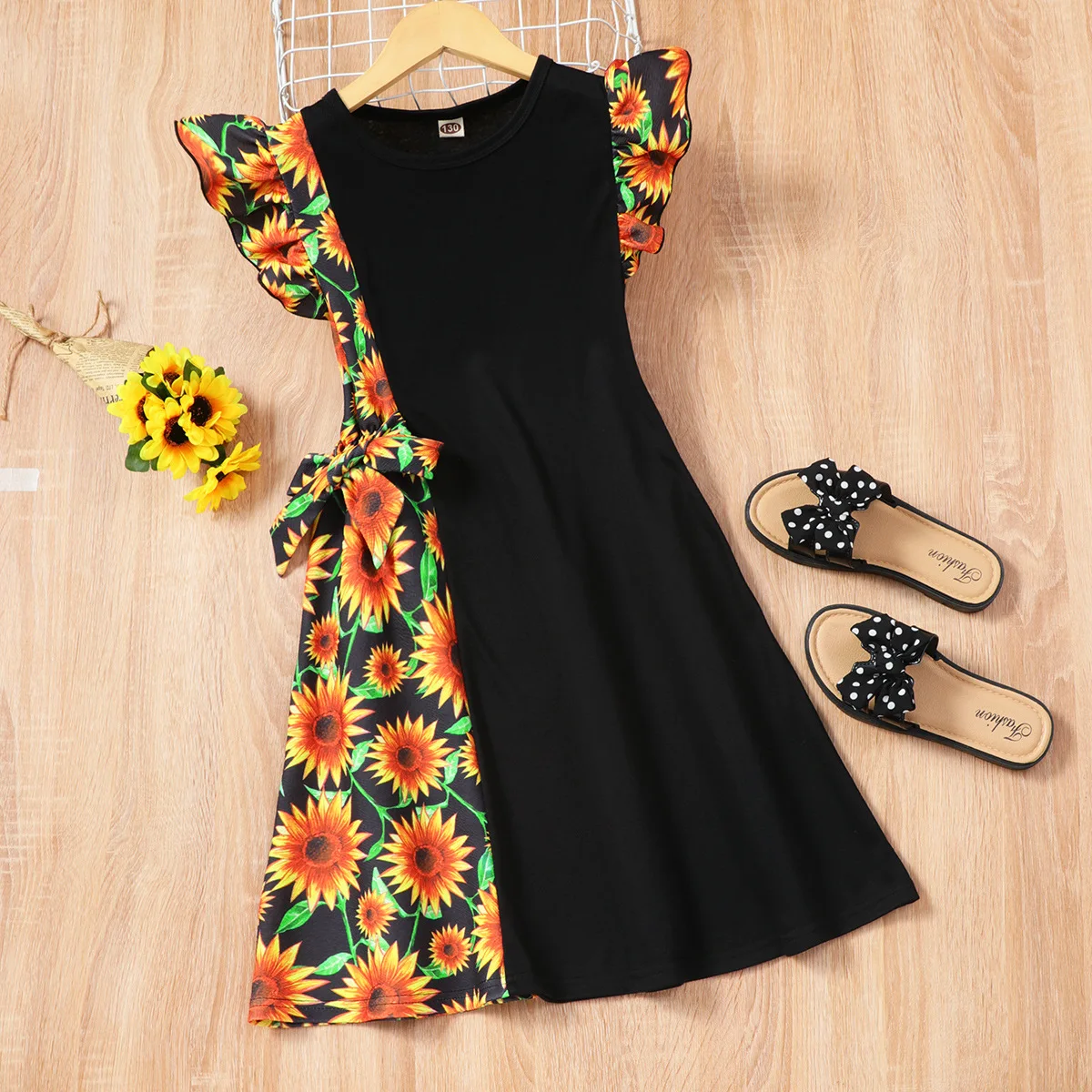 Cross-border exclusive popular middle school children's flying sleeve sunflower flower running stitched dress