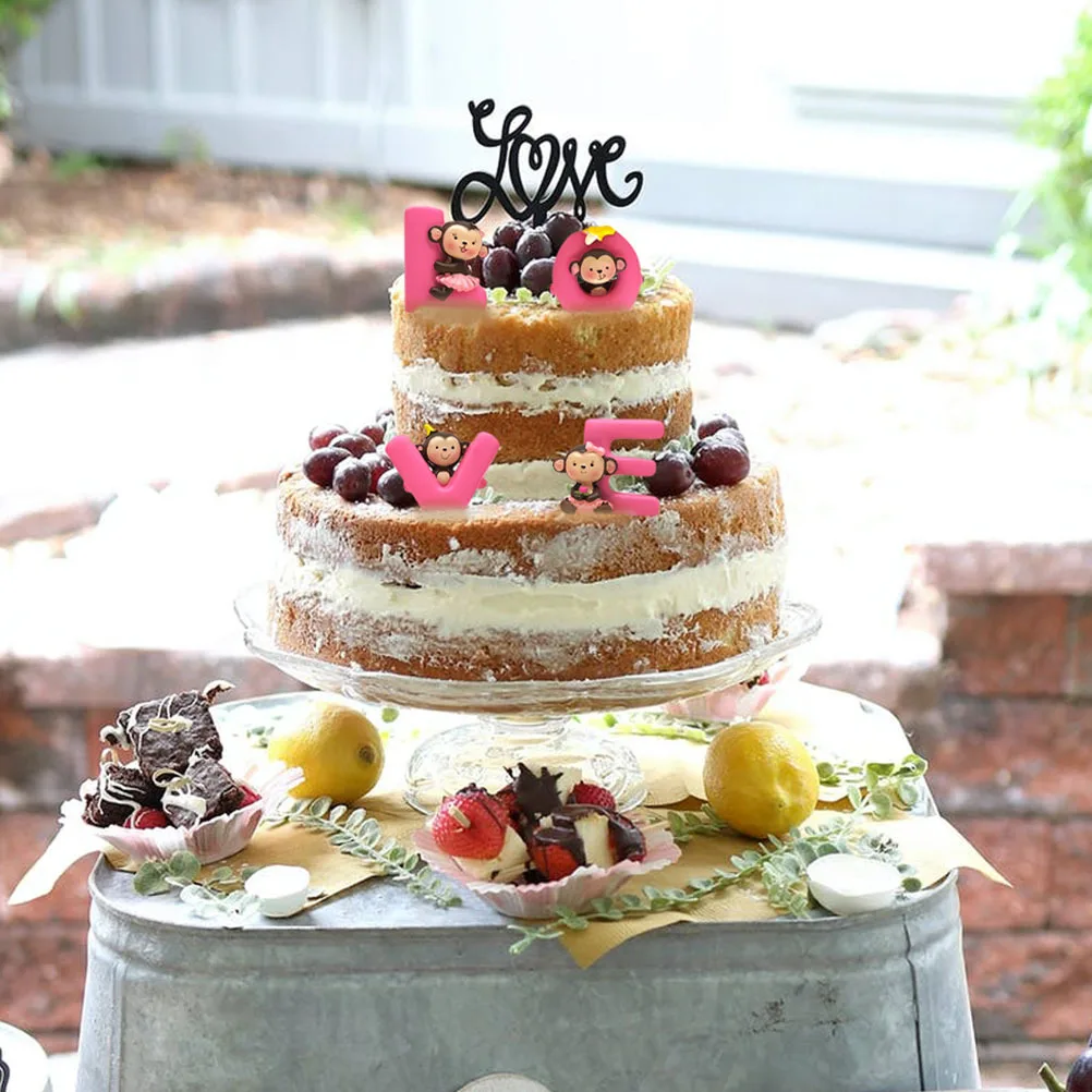 

1Set Resin Monkeys with Love Theme 4 Unique Pieces Cake Topper Decoration for Car Dashboard Bedroom Table Centerpiece Holiday