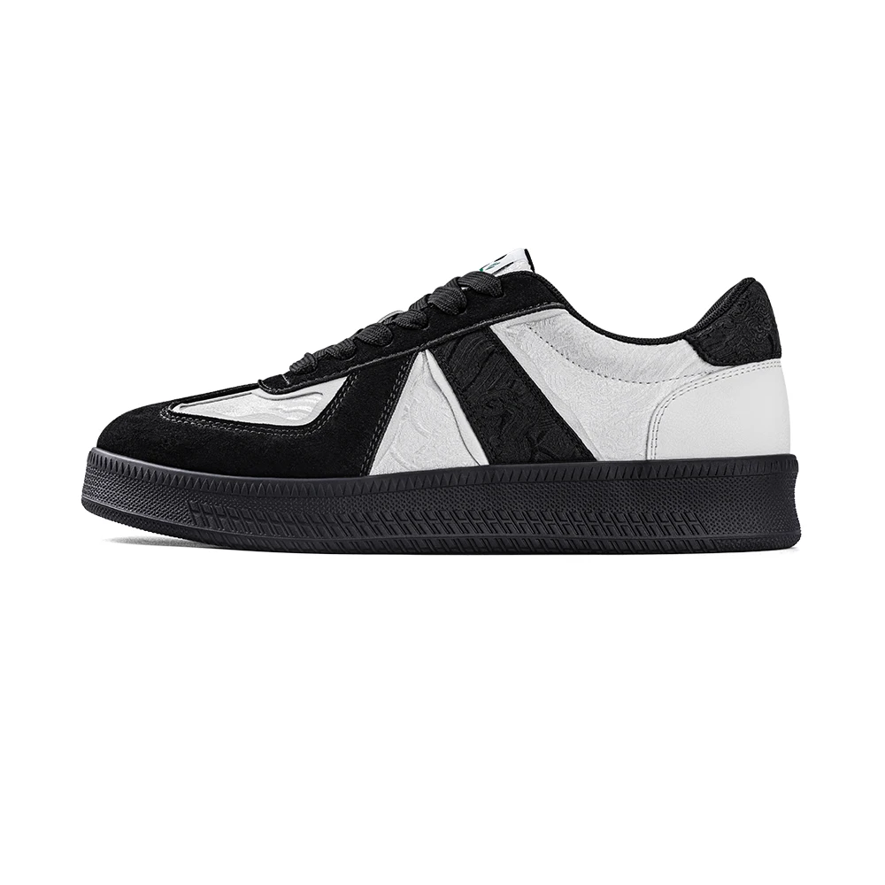 

Mr.A Бренд Нишевые дизайнерские туфли Атласные коровьи волокна Бархат Черный и белый цвет Высококачественная мужская обувь Мужская моральная тренировочная обувь Универсальная повседневная обувь