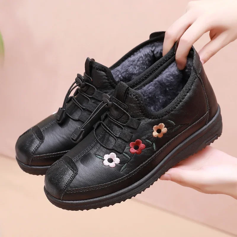 Flowers Fur Moccasins Women Sport Sneaker for Elderly Female Soft Warm Comfortable Elastic Band Loafers Zapatos Mujer Chaussures