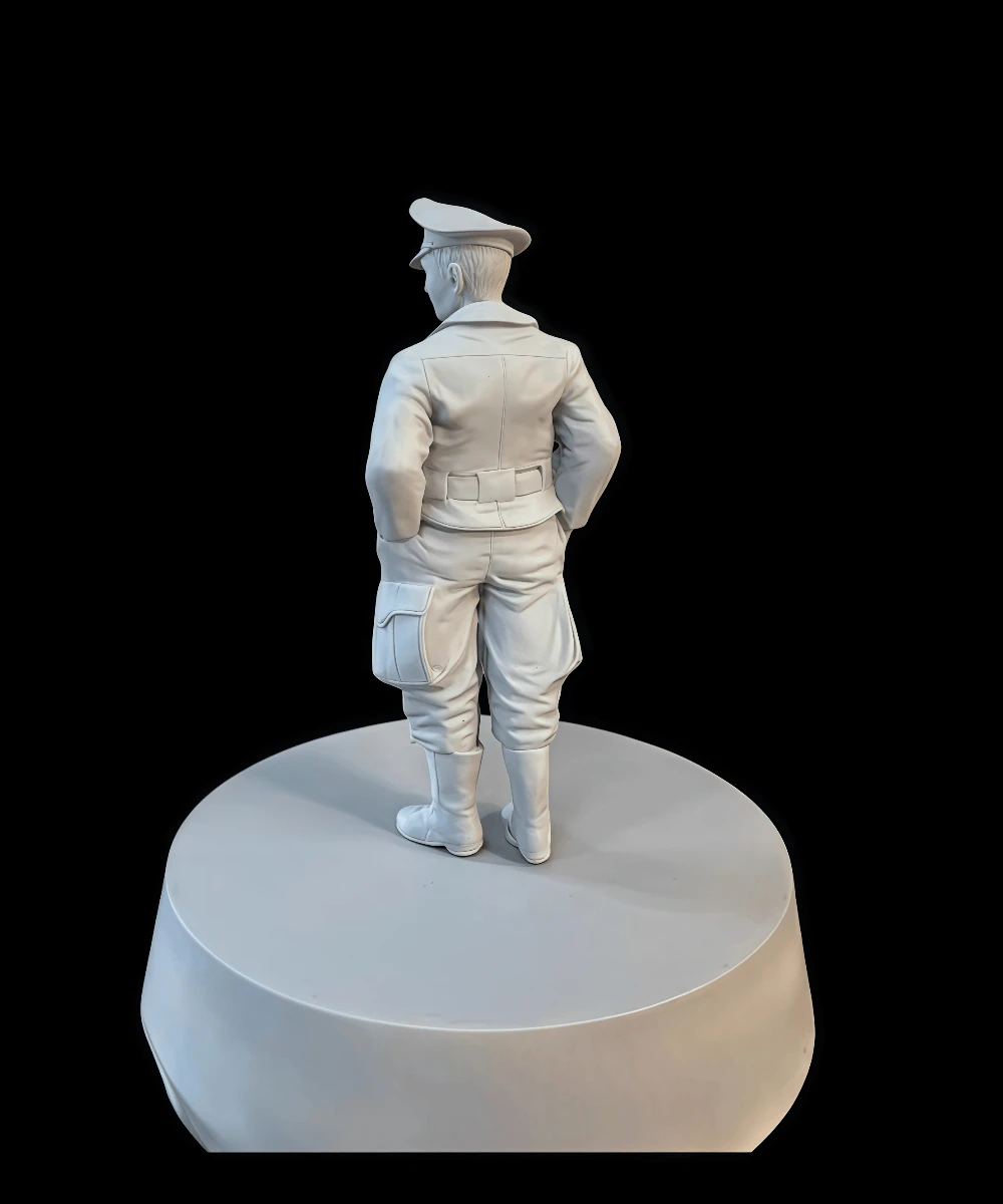 1/20 キャスティングレジンモデル組み立てキット、GK、中佐、未塗装