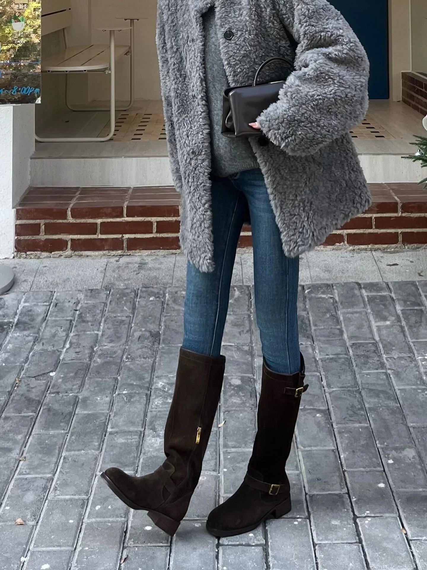 Jeans in denim blu da donna, modello retrò, foderati in pile, slim fit, lunghezza al polpaccio, nuovi per l'inverno, con chiusura a bottoni in vita