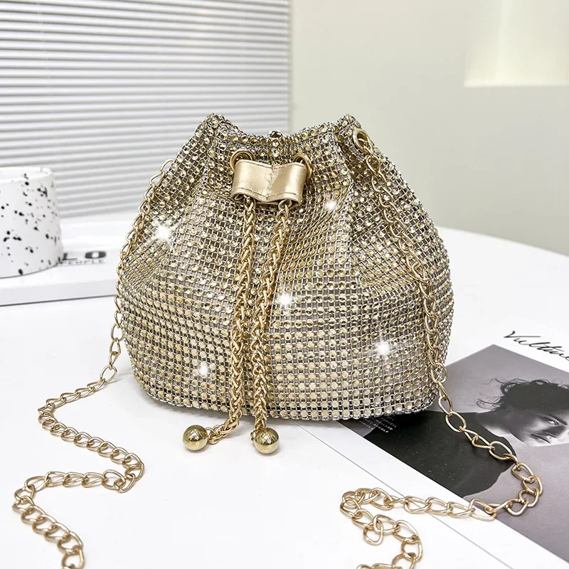Nieuwe Stijl Tassen Voor Vrouwen 2023 Mode Diamanten Schoudertas Ketting Cross-Body Emmer Tas Luxe Designer Handtassen Zwart Bolso \'S