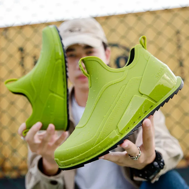 Men's Short Rain Boots Fashionable Outdoor Waterproof Shoes Low Top Anti Slip Wear-Resistant Kitchen Shoes Fishing Rubber Shoes