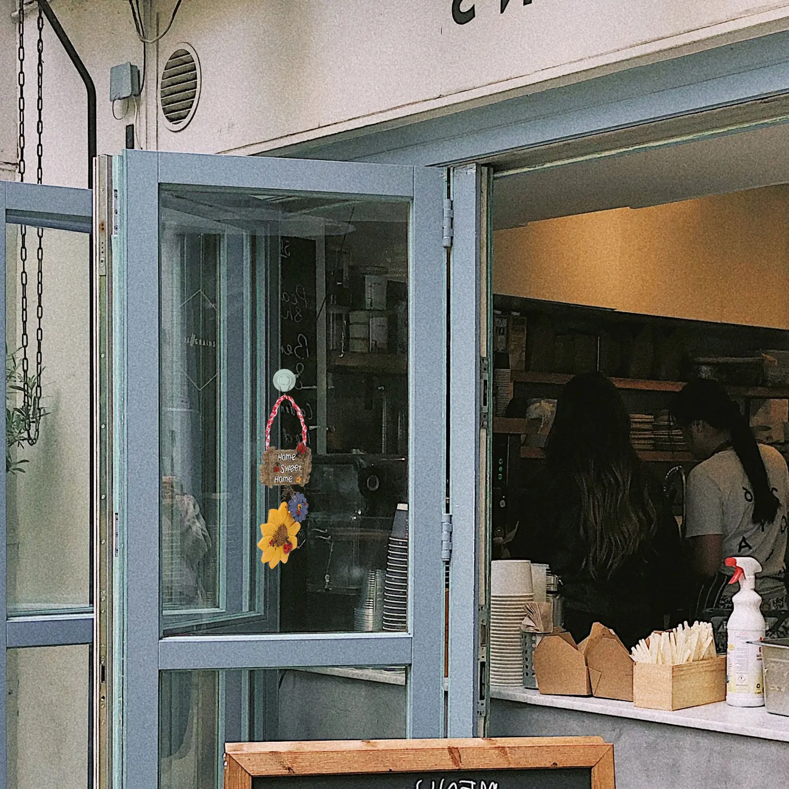 

2Pcs Sunflower Resin Door Hangings Rustic Decorative Signs Home Pendant for Garden Cafe Store Wedding Entrance Decor