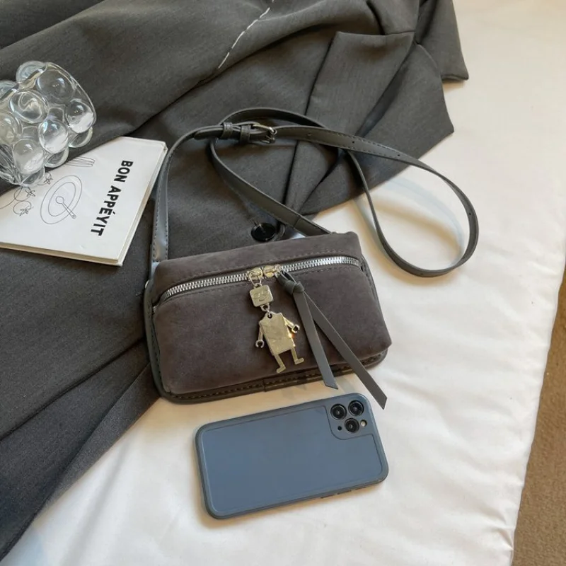 

2025 New High-end Luxury Brand Ladies Leather Shoulder Bag Famous Designer Vintage Paris Elegant Fashionable Vibe​