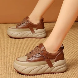 Zapatos bajos de cuero para mujer, zapatillas Retro con cuña, versión coreana, zapatos deportivos informales antideslizantes con cordones para estudiantes, Otoño, 2024