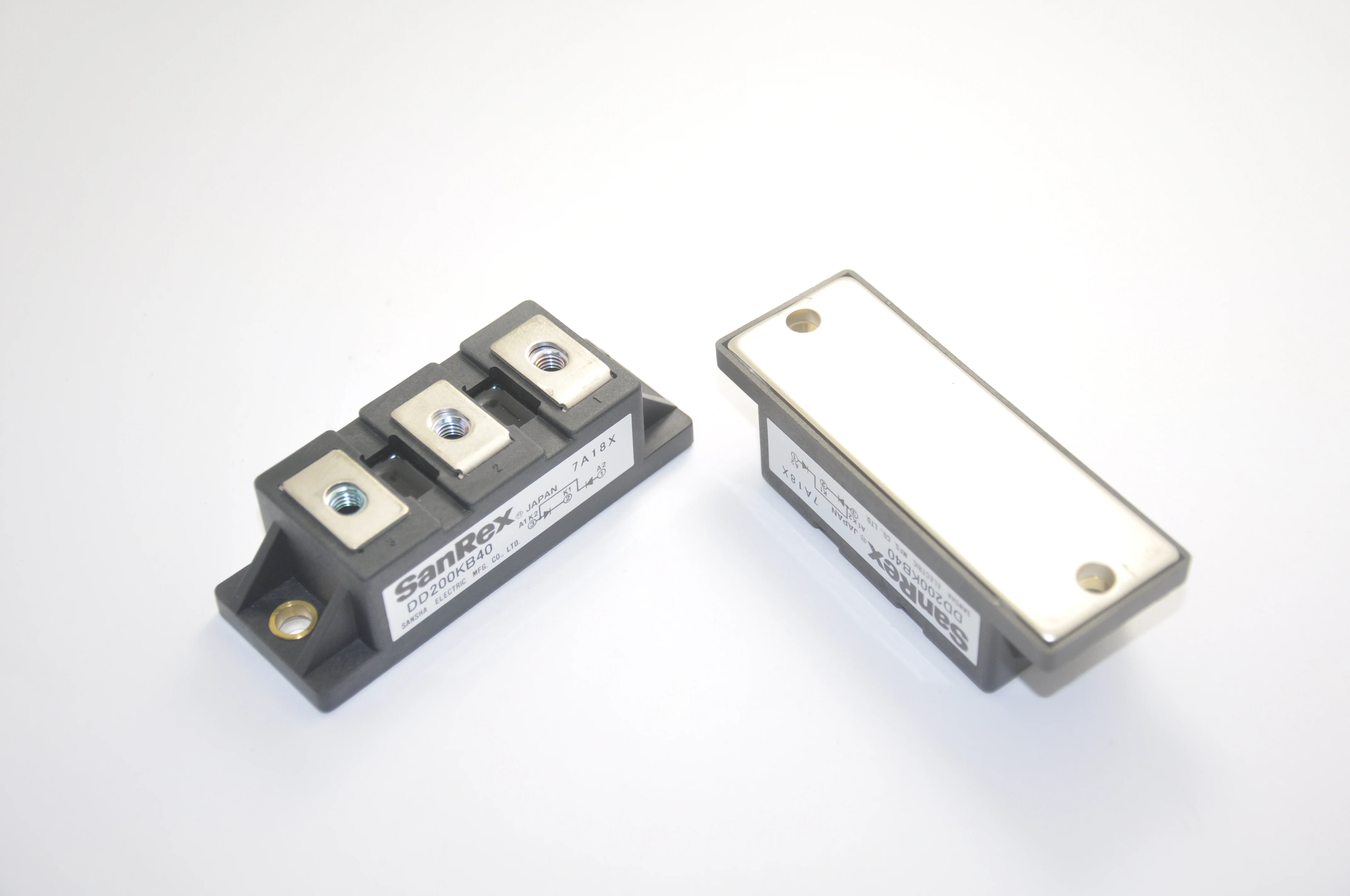 

DD200KB40 NEW IGBT MODULE IN STCOK