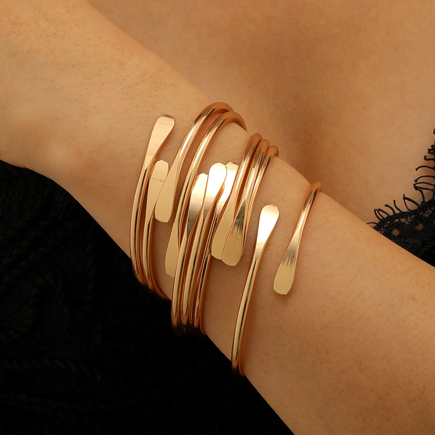 Elegant Vintage Silver Gold Alloy Stackable Design Bracelet For Women Daily Holiday Wear Durable Jewelry Perfect Gift