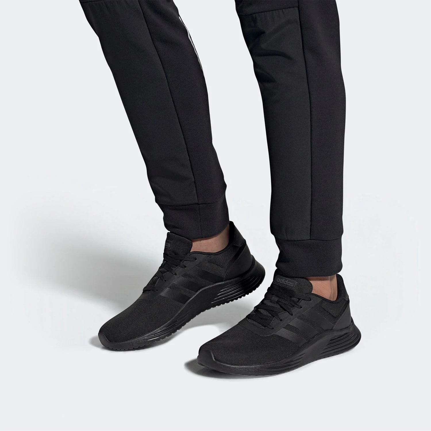 

Мужские кроссовки для бега Adidas Genuine Current Season LITE RACER 2.0 EG3284