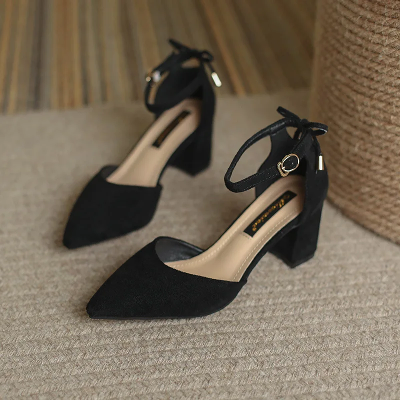 Retro Woman Shoes Block Heels Closed Toe Sandals Buckle 2026 Summer Suit Female Beige Original Chunky New Girls Strap High Fashi