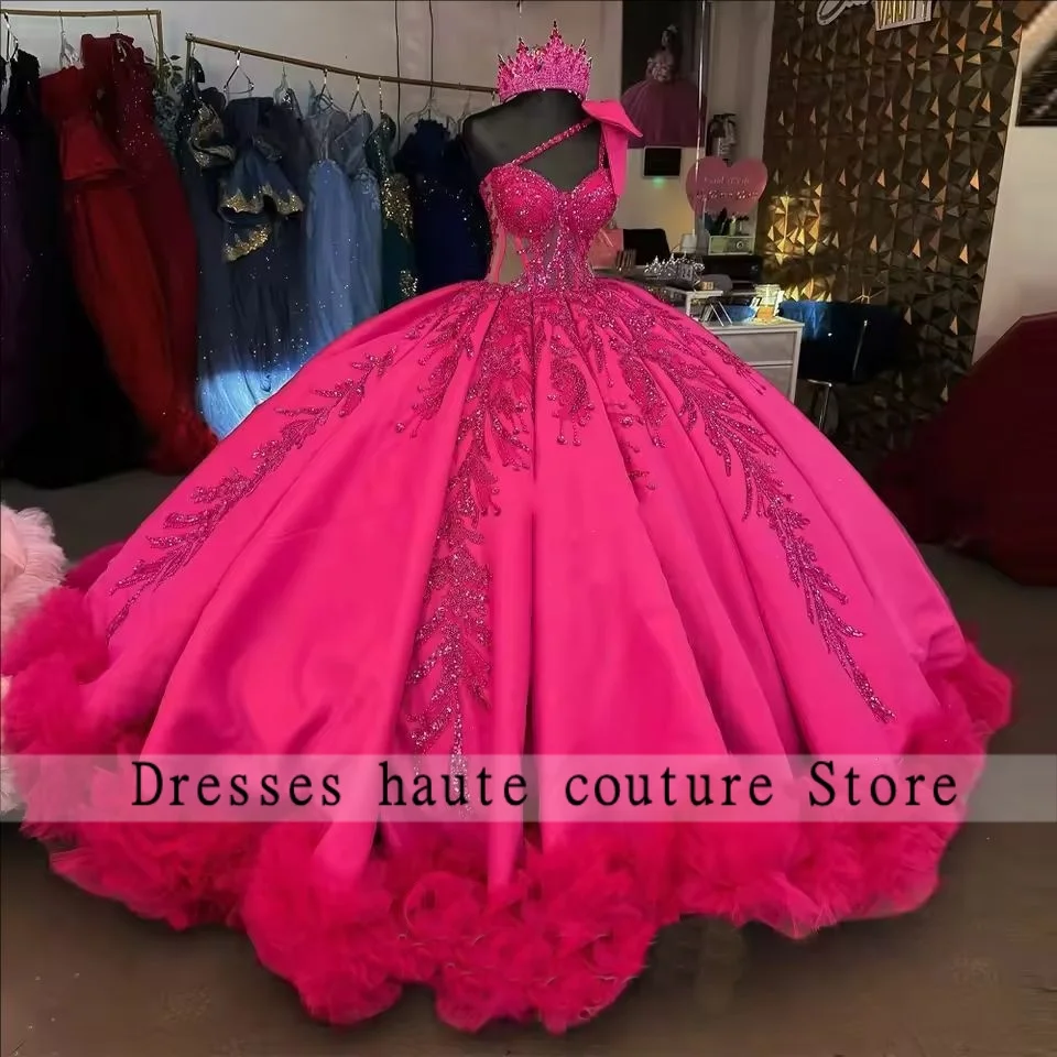

Hot Pink One Shoulder Applique Quinceanera Dresses 2025 Ball Gown With Bow 15 Years Old Graduation Party Gowns Mexican Customize