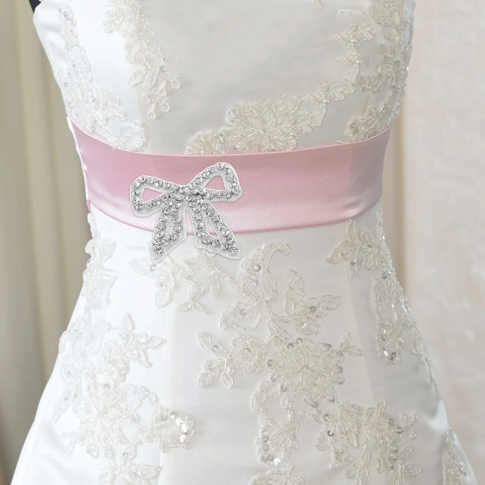 

2Pcs Rhinestone Bow Iron on Patches Sparkling Beaded Appliques for Bridal Dresses Jeans Shoes Bags Elegant Embellishments