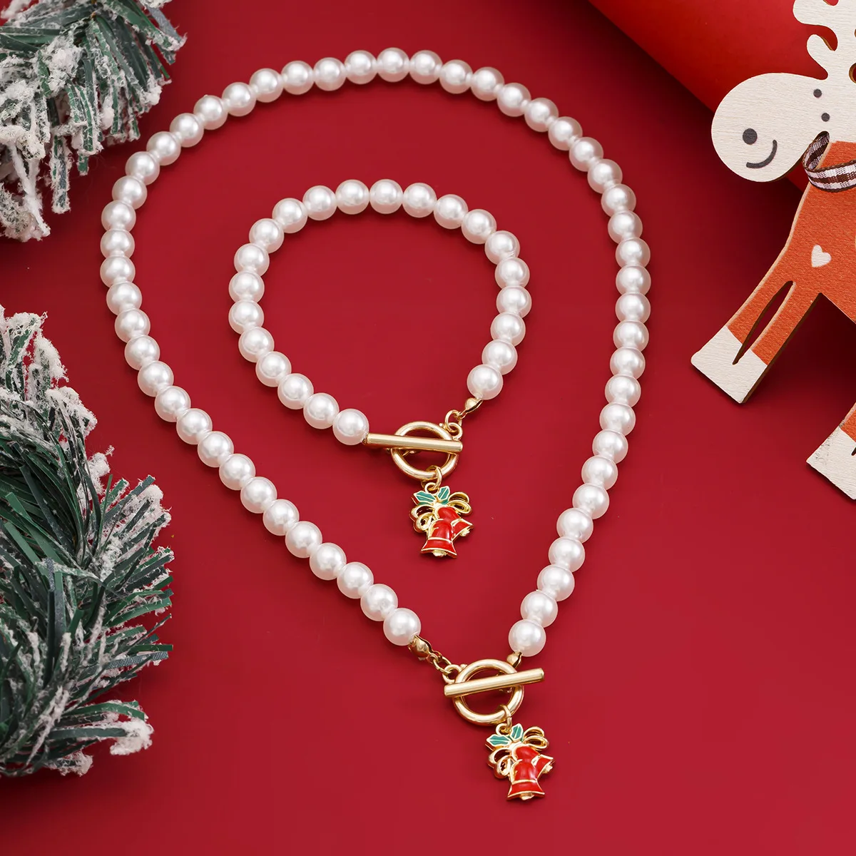 Necklace with Geometric Faux Pearl and Christmas Tree Snowflake Pendant OT Clasp Elegant Silver Tone Alloy Versatile Daily Gift