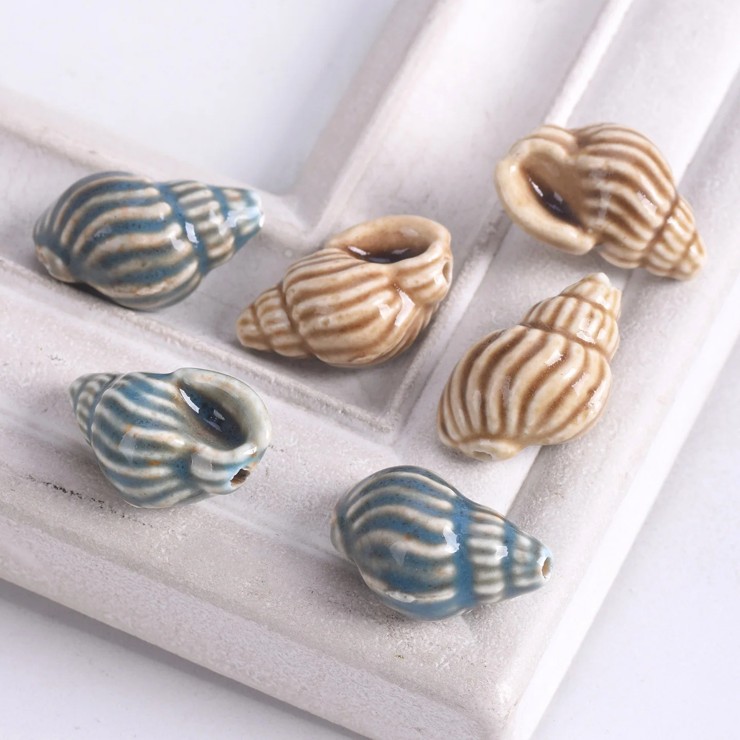 

10pcs Ceramic Conch Shell Beads Striped Sea Snail Charms for DIY Bracelet Necklace Earring Jewelry Making Supplies
