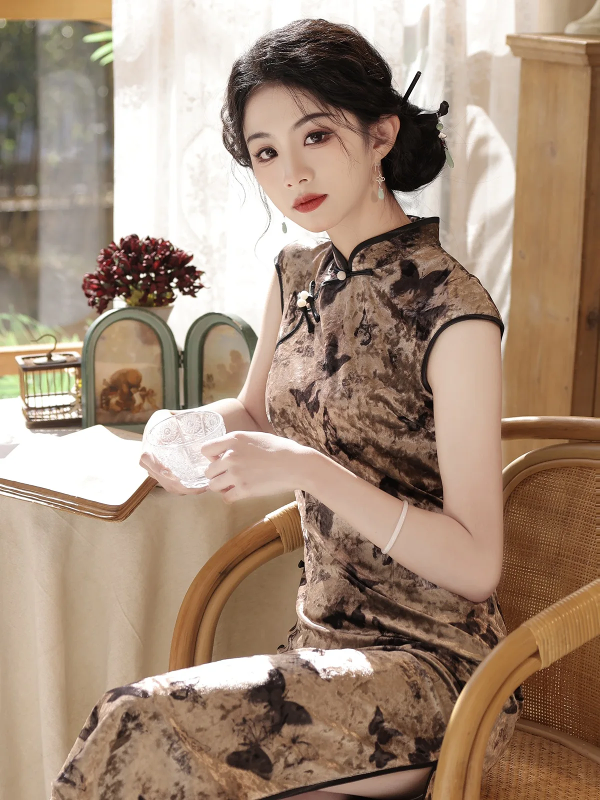 Young Elegant Cheongsam Lady Style Velvet Long Spring and Summer New Chinese Short Sleeve Daily Wearable