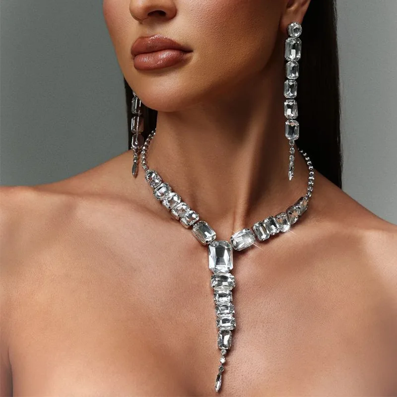 

Geometric Shape Large Crystal Earrings Necklace Set Choker for Women Statement Y Shape Necklace Tassel Choker Jewelry Set Gift