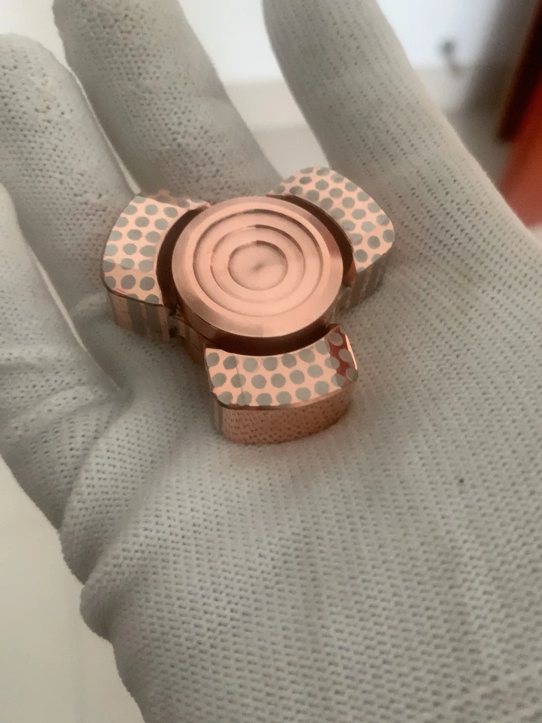 

MOD Fingertip Gyroscope Superconducting Three Leaf Gyroscope