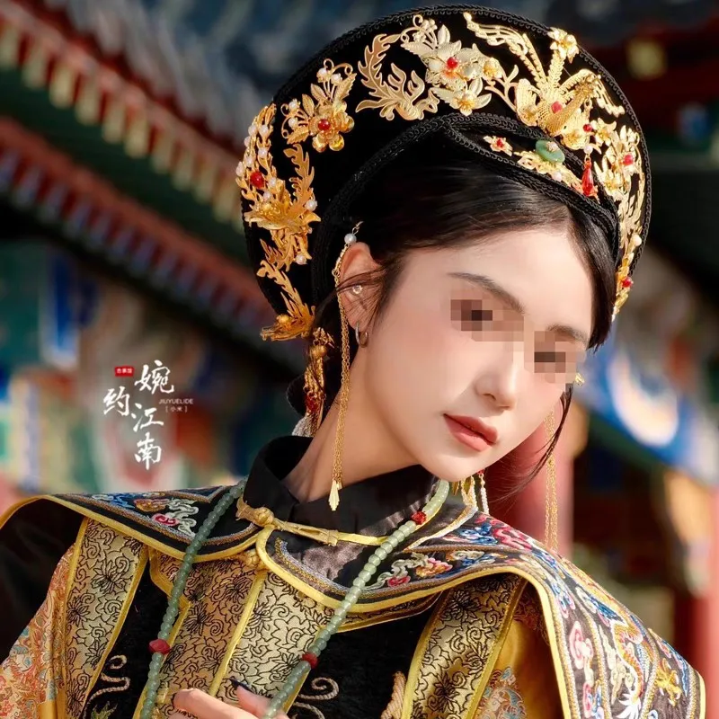 Viajar para disparar ropa cine y televisión vestido antiguo tradicional magnífico boda