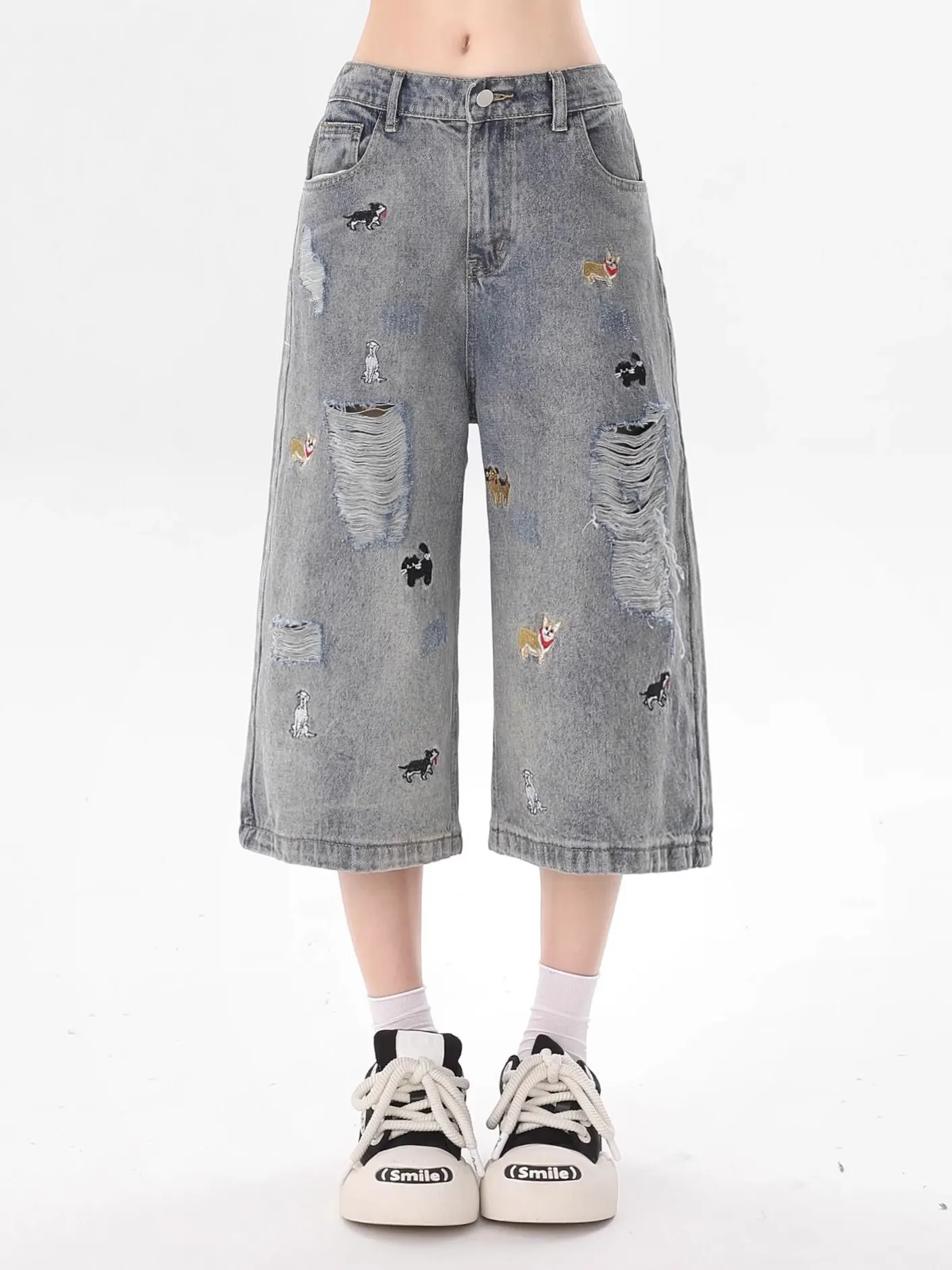 

Light Blue Embroidered Doggies Jeans Shorts Kids Casual Loose Straight Legged Torn Denim mid Waist Drawstring for Boys And Girls