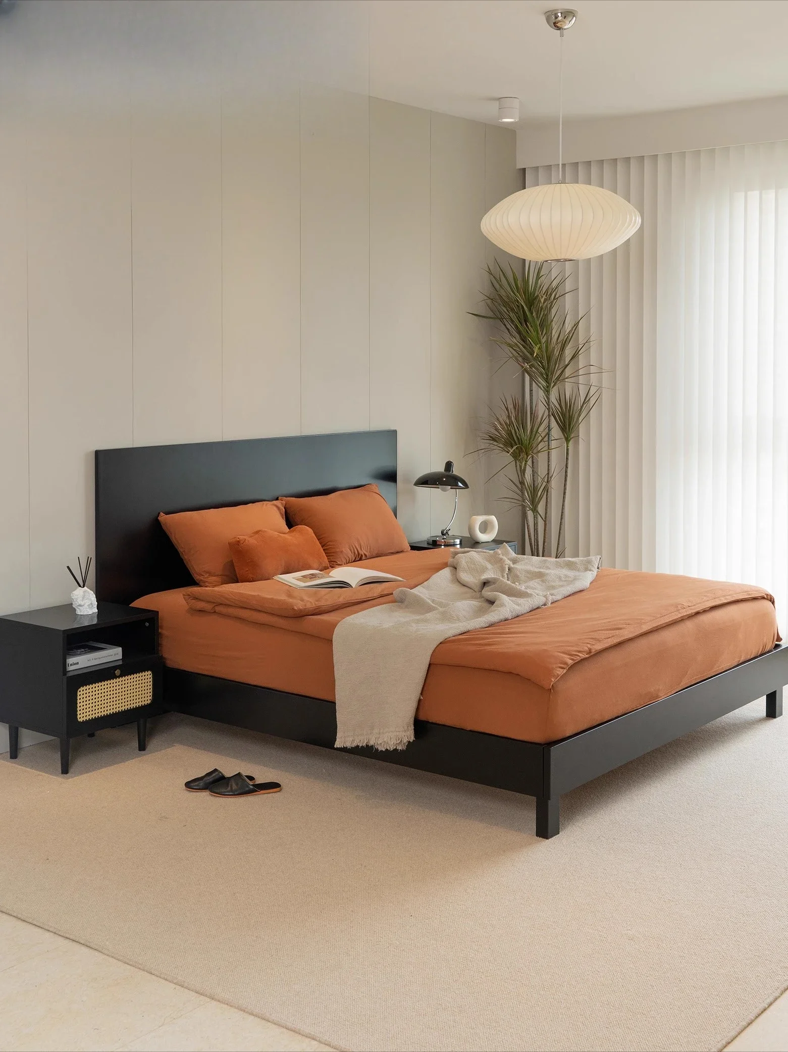 خشب ريترو لايت فاخر 1.5 متر 1.8 متر طلاء مزدوج خشب متين بسيط