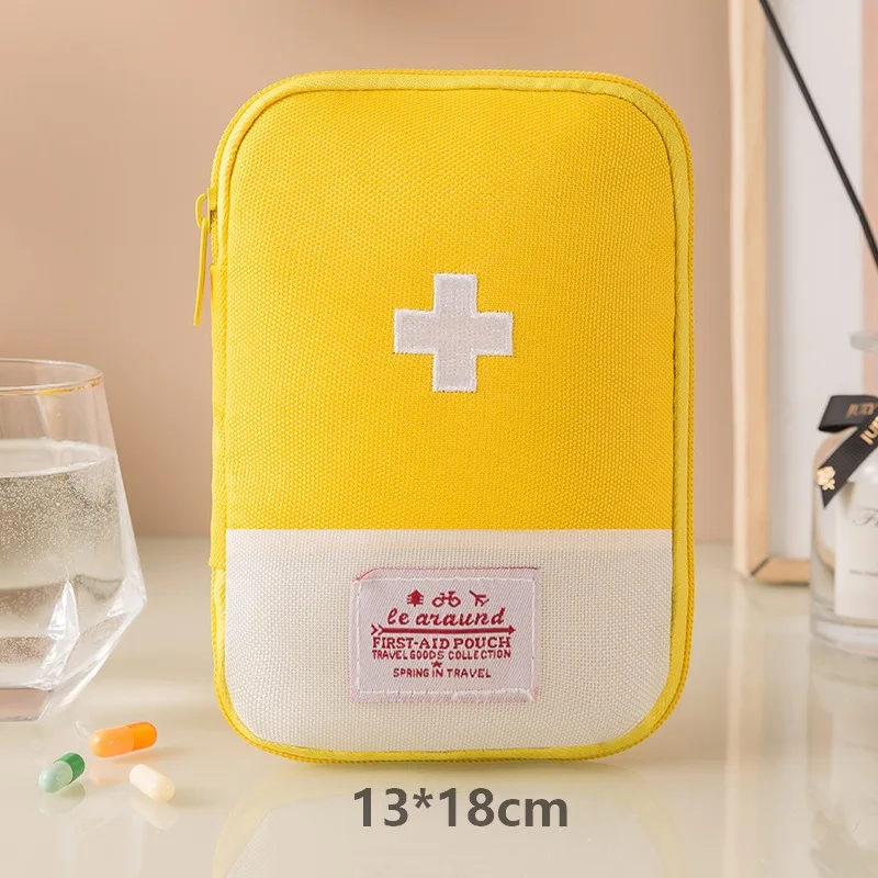 Imagem -06 - Outdoor First Aid Kit Bolsa Portátil Travel Medicine Pacote Bolsa de Emergência Small Medicine Divisor Organizador de Armazenamento Camping