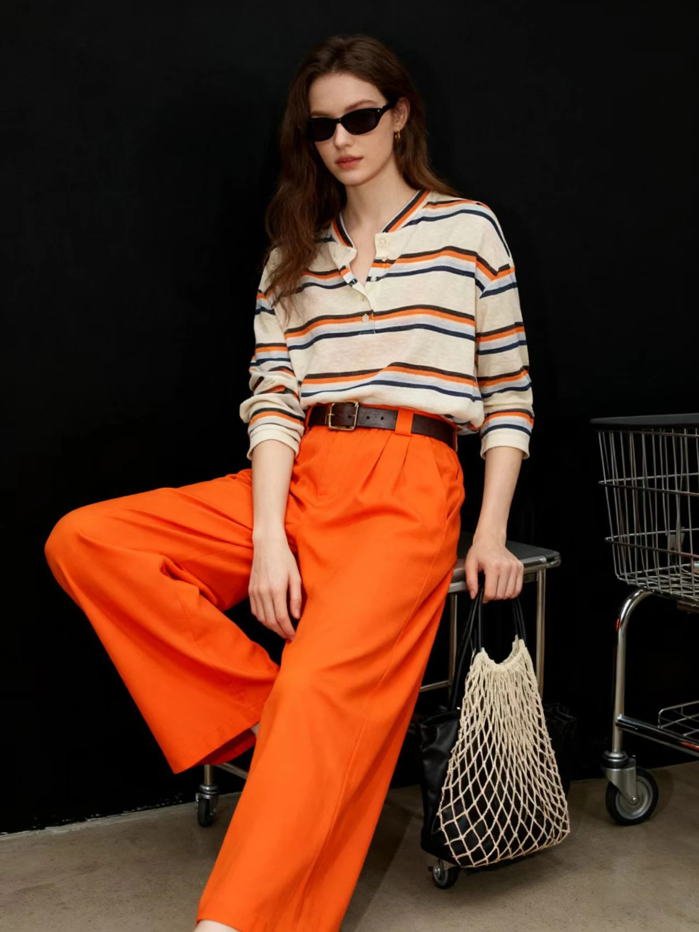 

HUAAPPUW Spring 2026 Loose Fit Striped Crew Ne T-irt Vital lectual Sle Long Sve Henry irt Ladies Faion Top
